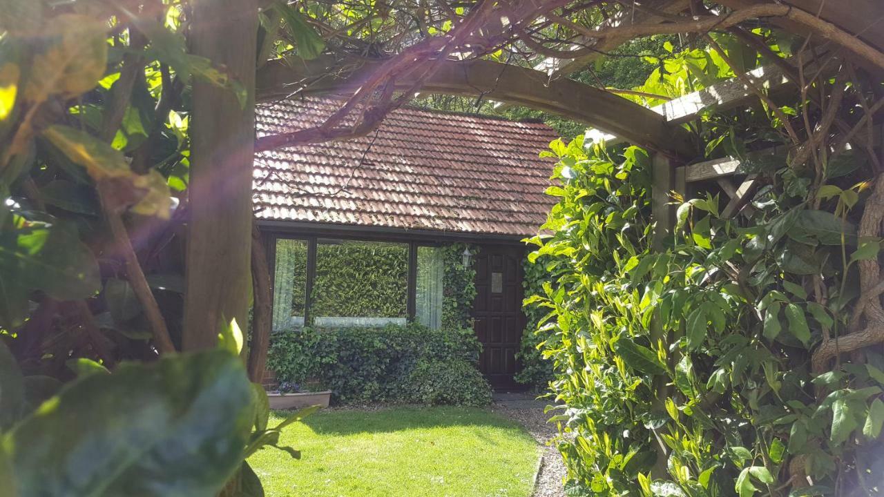 Beechfield Cottages Meopham  Exterior photo